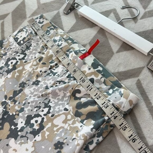 Spanx Jean-ish Ankle Leggings Abstract print blue size Medium Pull on Jeans - Picture 7 of 9